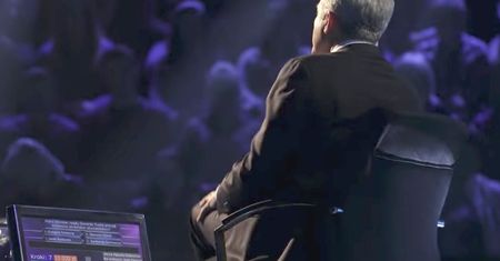 "Milionerzy". "Na wszystkich tych flagach są gwiazdy. Na której pięć gwiazd reprezentuje konkretną konstelację?". Sprawdź, jaka była poprawna odpowiedź