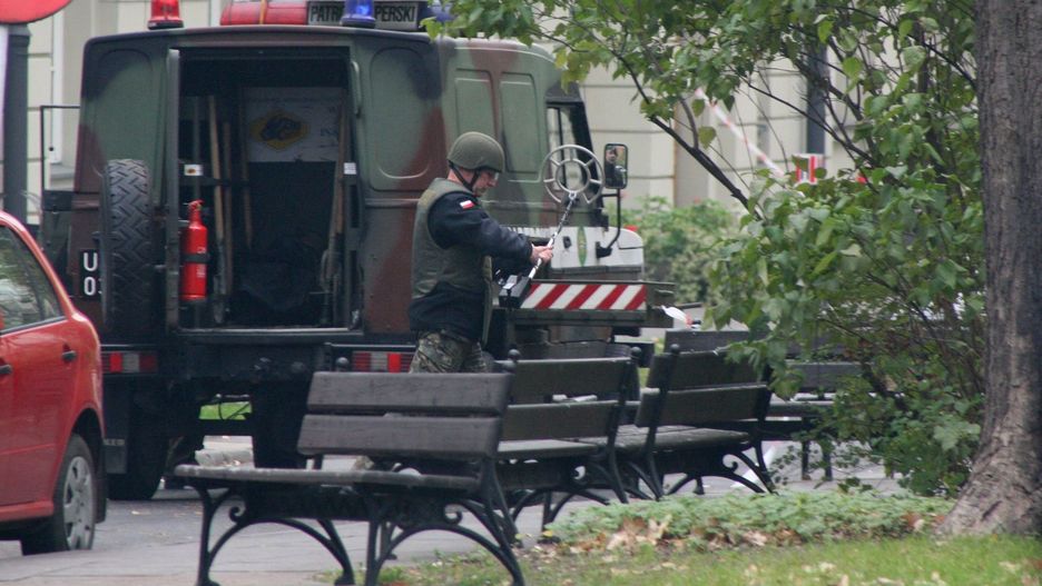 Pochówki wznowiono po wywiezieniu granatnika z terenu cmentarza