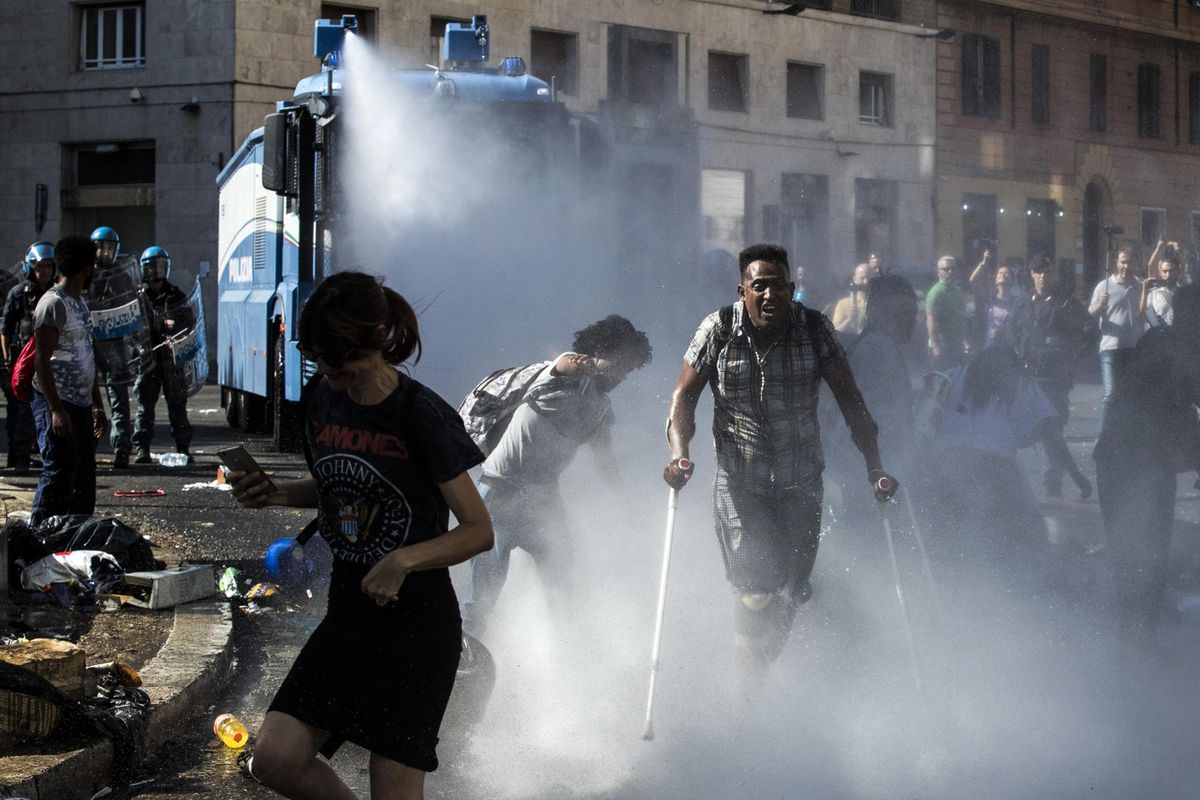 Rzym: Starcia eksmitowanych imigrantów z policją