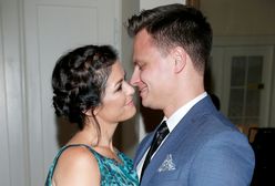 Katarzyna Cichopek w miłosnych objęciach z Marcinem Hakielem