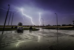 Burze nie odpuszczają. Możliwe podtopienia