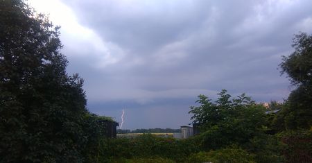 Skutki nawałnic nad Polską. Tysiące ludzi bez prądu