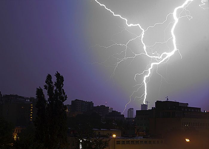 W piątek burze i grad. "Może być niebezpiecznie"