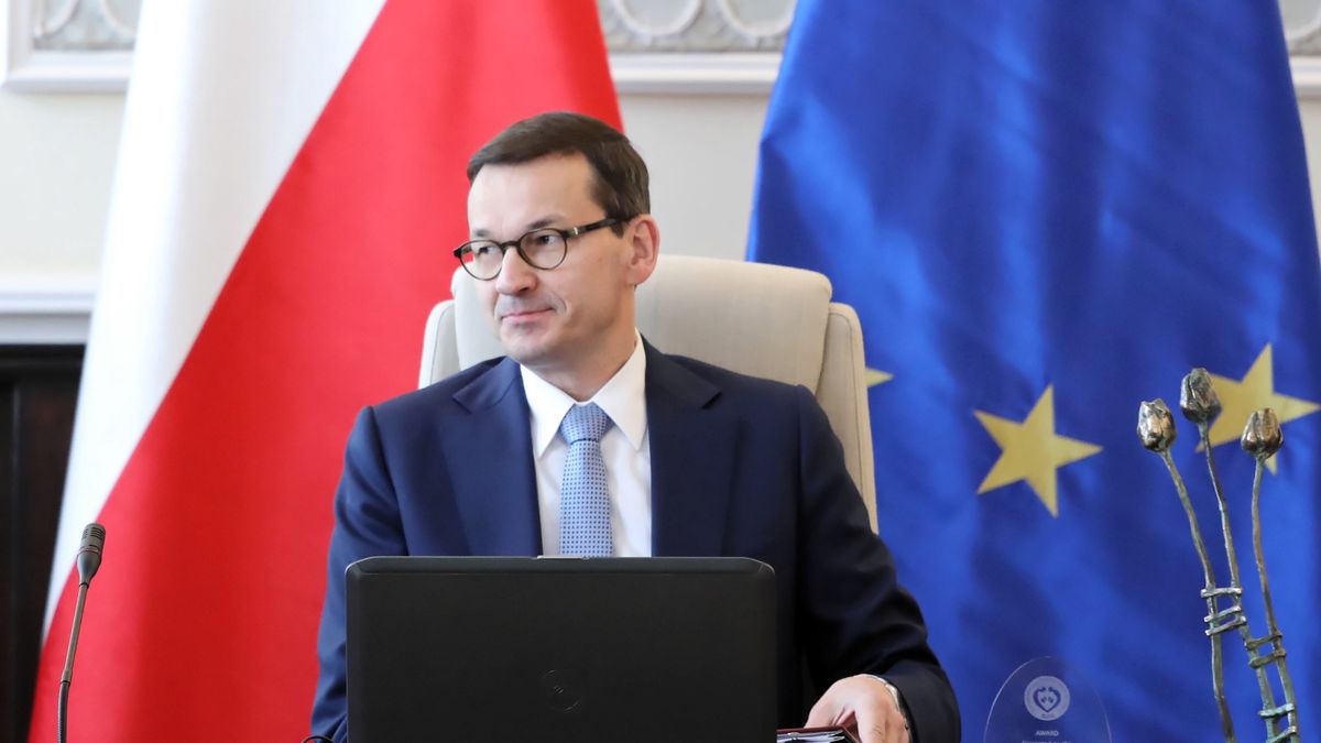 Premier Mateusz Morawiecki na posiedzeniu rządu.