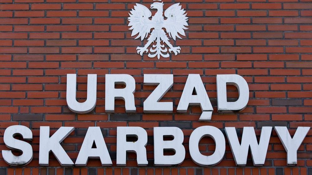 Fiskus stanął na stanowisku, że samozatrudniony  może rozliczać się tak jak przedsiębiorca i płacić liniowy PIT 