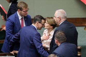 Podatek cukrowy. Minister Emilewicz tłumaczy rząd