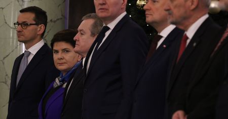 "Już się spakowałem, ale kazali mi się rozpakować". Kulisy zamieszania z rekonstrukcją