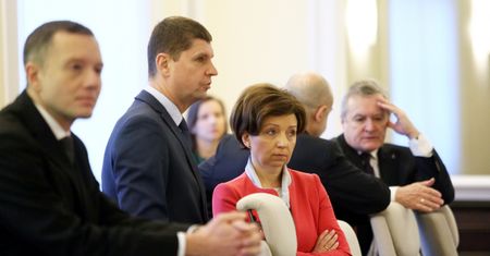 Polsce dostało się od KE. Rząd wypunktowany m.in w sprawie emerytur