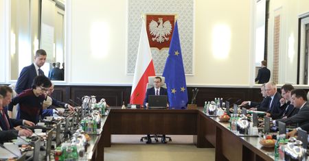 Rząd przyjął projekt ustawy. Powstanie Komisja ds. pedofilii