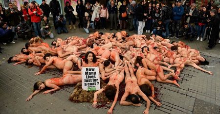 Bardzo odważny protest w Hiszpanii [18+]
