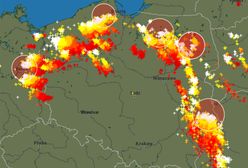 Pogoda. Front burzowy idzie przez Polskę. Alerty IMGW dla 13 województw