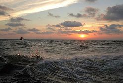 Sztorm na Pomorzu. Wiatr uszkodził molo w Sopocie