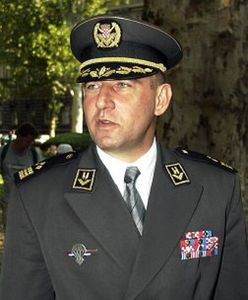 100 tys. kart świątecznych do generała Gotoviny