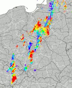 Pogoda. Nawałnice na Pomorzu. Grad, zerwane dachy, brak prądu, powalone drzewa