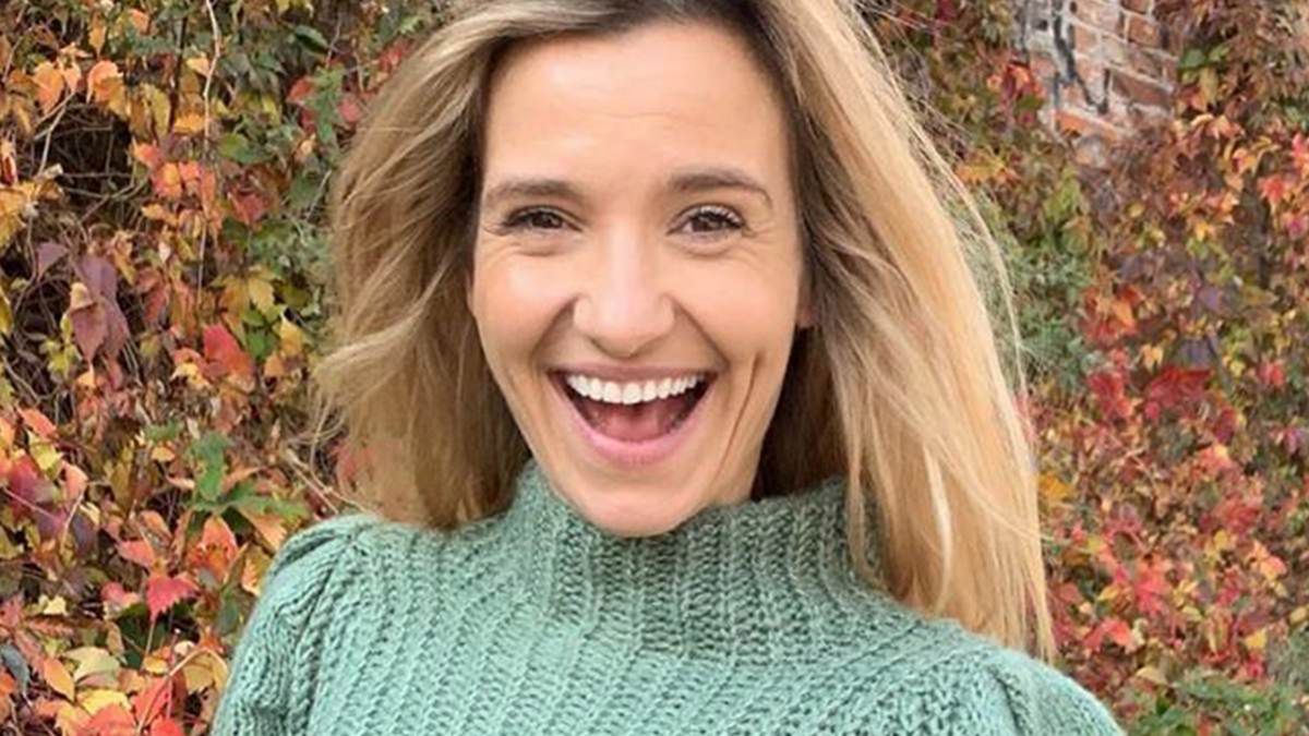 Joanna Koroniewska w swetrze z sieciówki. "Skąd to cudo?". Sprawdziliśmy. Jest piękne i tanie