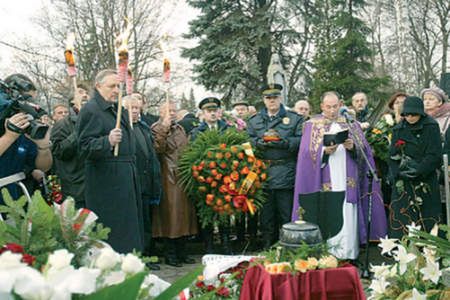 Prochy Leona Niemczyka spoczęły na Starym Cmentarzu