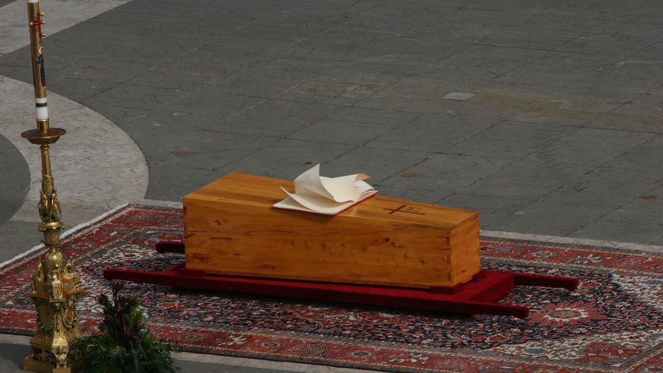Pogrzeb Jana Pawła II obfitował w symbolikę