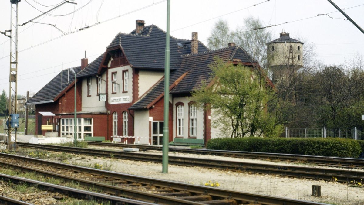 PKP. Dworzec Jastrzębie-Zdrój (zdjęcie ilustracyjne)