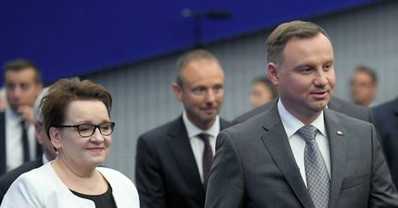 Strajk nauczycieli. Rząd zdystansowany wobec propozycji prezydenta Dudy. "Musiał wykonać jakiś gest"