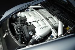 Szlachcic na dopingu - Aston Martin V12 Vantage RS