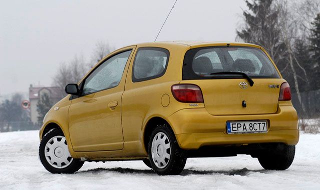 Toyota Yaris 1.0 VVT-i: miejski samuraj