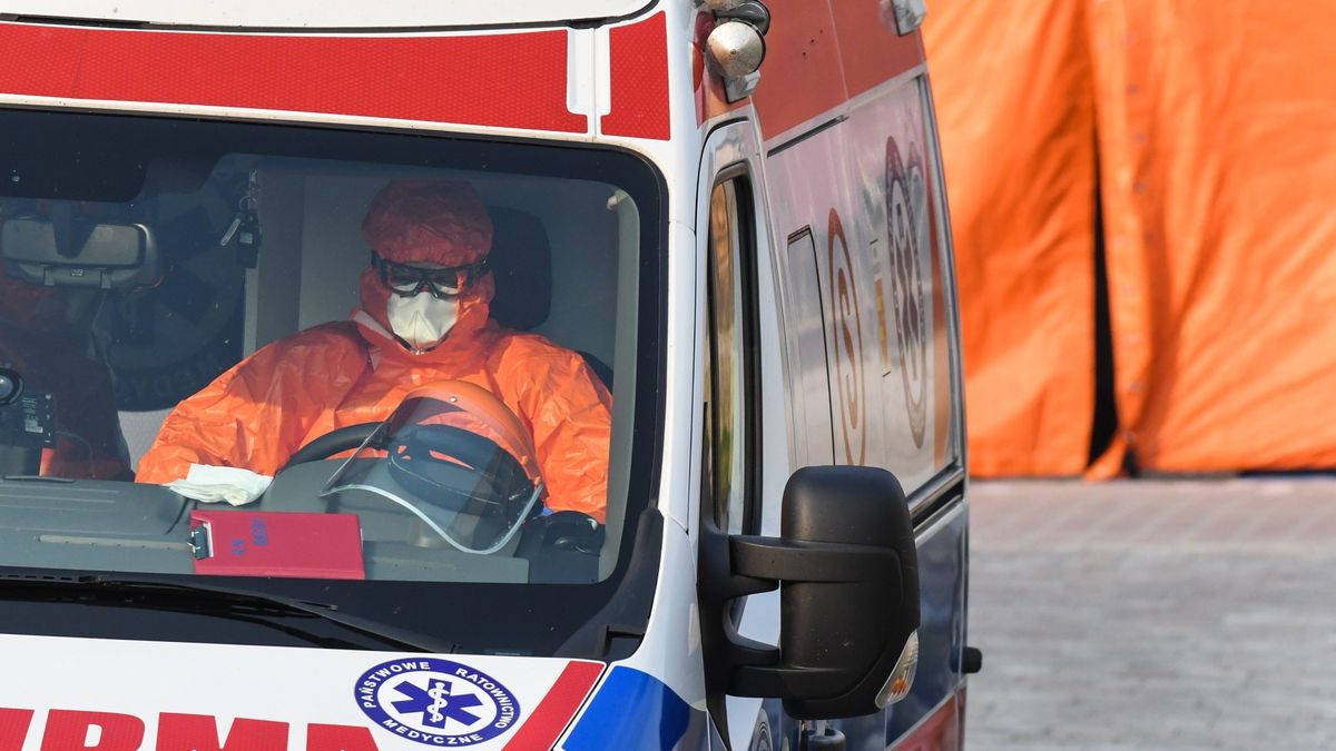 Koronawirus w Polsce. Krotoszyn zmaga się z epidemią. W powiecie odnotowano ponad 80 przypadków zakażenia