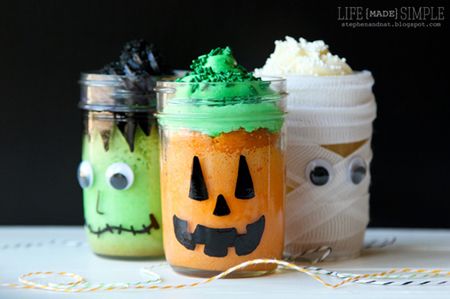 Halloween Mini Cakes