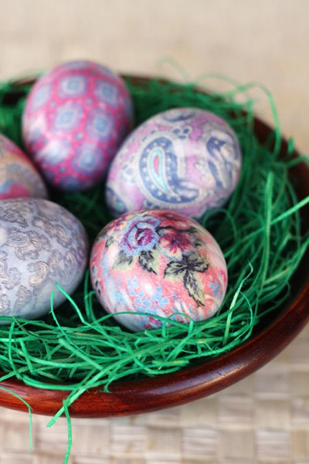 Silk-Dyed Eggs