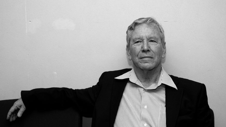 Amos Oz
