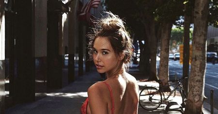 Nowa gwiazda "Sports Illustrated". Poznajcie 20-letnią Alexis Ren