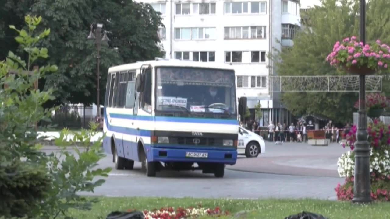 Uzbrojony mężczyzna wziął zakładników w autobusie w Łucku na Ukrainie