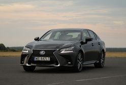 Lexus GS 450h vs. Tesla Model S