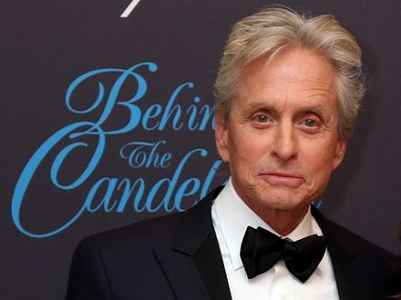 Michael Douglas w ciuchach z filmów