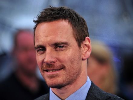 Michael Fassbender widzi światło między oceanami