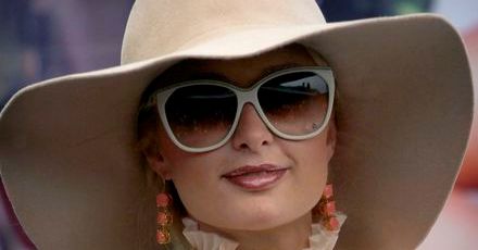 Wszyscy kopiują Paris Hilton