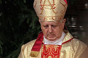 Abp Wielgus odszedł po interwencji papieża
