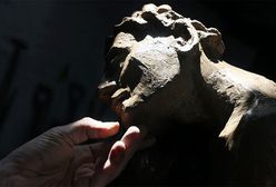 Tak powstaje Chrystus Frasobliwy
