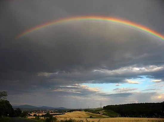 Tęczowy spektakl na niebie - zdjęcia Internautów