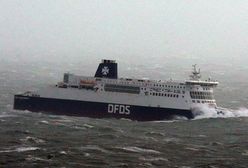 Zderzenie statku cargo i barki na kanale La Manche, ewakuacja załogi