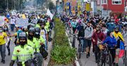 Kolumbia: Koktajle Mołotowa i gaz łzawiący lecą, gdy studenci ścierają się z policją podczas protestu w Bogocie