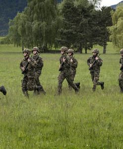 Poprawki komisji do nowelizacji ustawy o służbie żołnierzy zawodowych