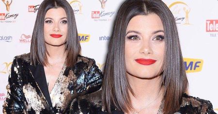 Telekamery 2017: Cekinowa mini i mnóstwo czerwieni. Agnieszka Sienkiewicz wróciła na salony kompletnie odmieniona