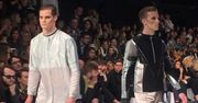 Michael i Sebastian z "Top Model 5" w pełnym makijażu na wybiegu. To było ich kolejne wyjście na Fashion Week Poland