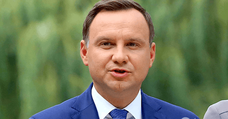 Skandal na szczycie władzy! Współpracownica prezydenta Andrzeja Dudy zachęcała do...
