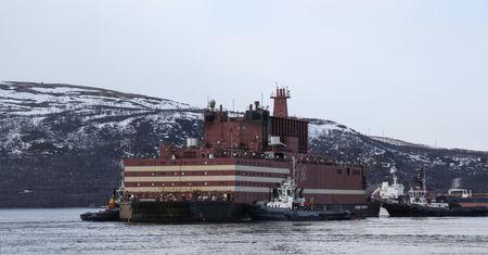 Rosja. "Pływający Czarnobyl" wystartował z produkcją