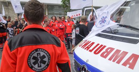 Ratownik zmarł po dyżurze. W ciągu miesiąca "wyrobił" ponad dwa etaty
