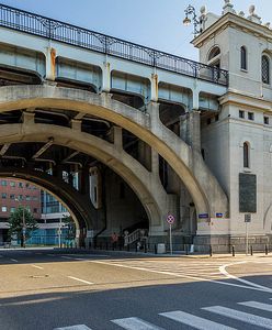 Osiem wind przy moście Poniatowskiego z myślą o niepełnosprawnych