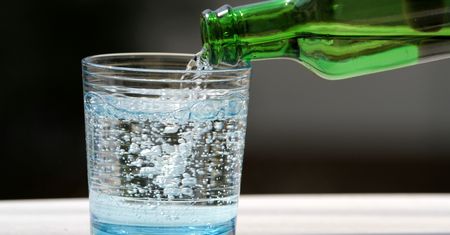 GIS stwierdził obecność bakterii z grupy coli oraz paciorkowców kałowych w wodach mineralnych