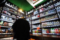 Sejm przyjął senackie poprawki do "ustawy alkoholowej". Gdzie będzie można się napić?