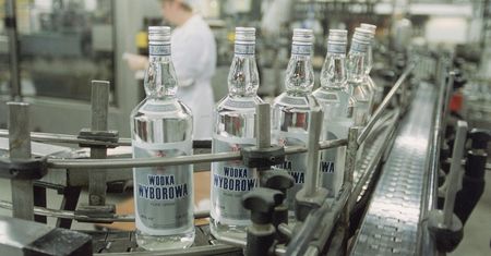 O 10,5 mld zł spadły długi firm handlujących alkoholami